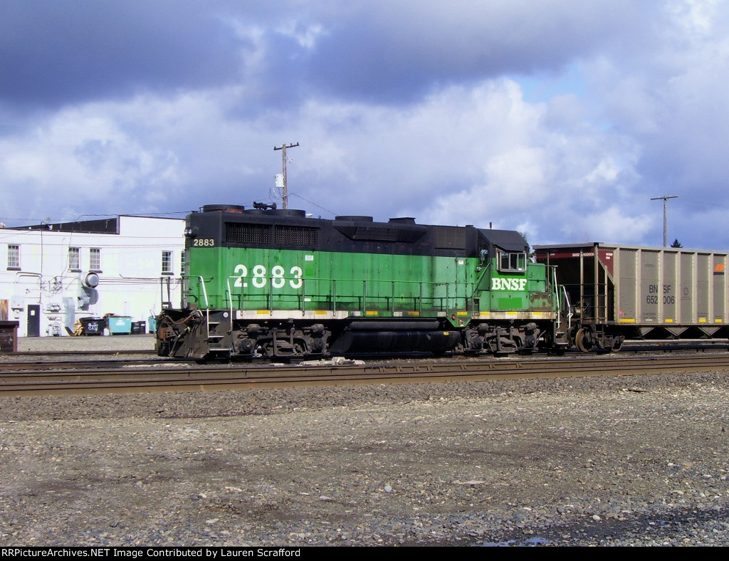 BNSF 2883 